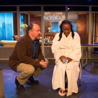 BWW Review: Timely New Play HUMAN INTEREST STORY Focuses on Homelessness, Celebrity Worship and Truth in American Journalism