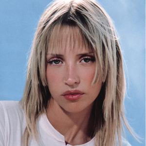 Angèle Releases New Single And Music Video “UNE SEULE VIE” Photo