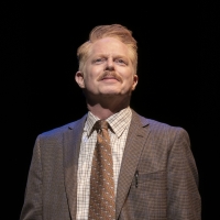 TAKE ME OUT's Jesse Tyler Ferguson Wins 2022 Tony Award for Best Performance by an…