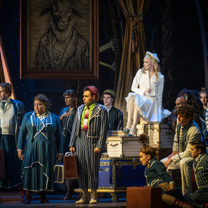Interview: Gina Brady of FRASER IN PARTNERSHIP WITH WICKED at Orpheum Theatre Minneap Photo