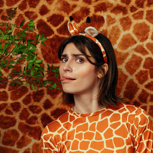 Abigail Weinstock to Bring GIRAFFE To The Edinburgh Fringe Photo