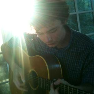 Oscar Lindsey to Release SUNSHINE LP, Shares New Single Photo