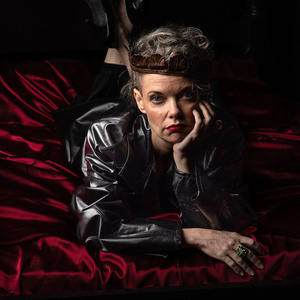 Interview: Guillermo Cienfuegos And Ann Noble of RICHARD III at A Noise Within Photo