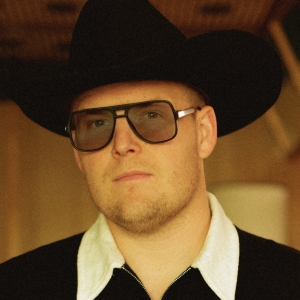 Spencer Crandall to Release New Single 'Worth The Wait' Video