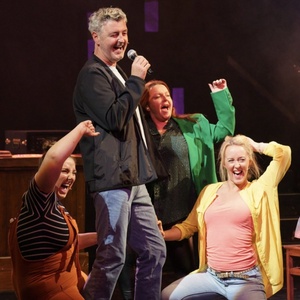 Review: GLASGOW KISS, Pavilion Theatre Photo