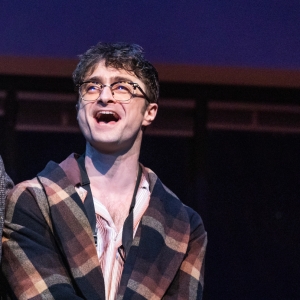 MERRILY WE ROLL ALONG's Daniel Radcliffe Wins 2024 Tony Award for Best Performance by Photo