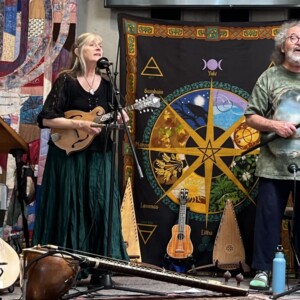 FOUR SHILLINGS SHORT to Perform Farewell Tour Concert at Teatro Paraguas Photo