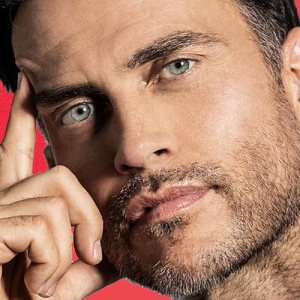 Interview: Good Guy Cheyenne Jackson Gets to Kiss in LA CAGE AUX FOLLES Photo