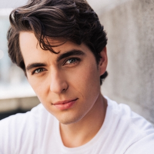 Kyle Selig Will Replace Grant Gustin in WATER FOR ELEPHANTS Video