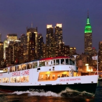 CIRCLE LINE Lights Up the Holidays with Specialty Themed Cruises Photo