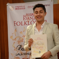 Celebran Ceremonia De Egreso Estudiantes De La Escuela Nacional De Danza Folklórica  Video