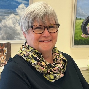 Pittsford Fine Art To Present Featured Artist Suzi Zefting-Kuhn Photo