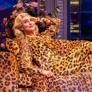 Wake Up With BroadwayWorld January 19, 2026- SIX To Welcome New Queens and More