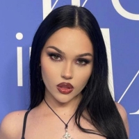 Maggie Lindemann Puts Her Own Spin On Lizzy McAlpine's 'ceilings' In Honor Of Interna Video