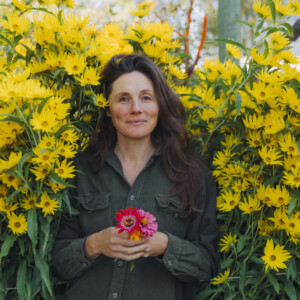 Rose Costello's A MOTHERHOOD EXPERIENCE to Debut at The Hearth Photo