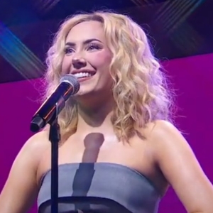 Video: Huey Lewis and McKenzie Kurtz Bring THE HEART OF ROCK AND ROLL To Good…