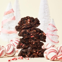 LEVAIN BAKERY Presents Dark Chocolate Peppermint Cookies for the Holiday Season Photo