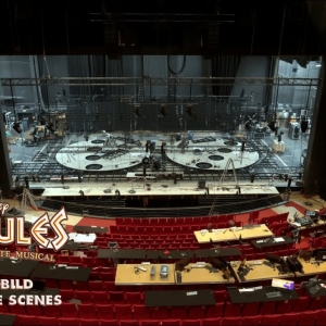 Video: Watch The Set of Disney's HERCULES Being Assembled in Hamburg