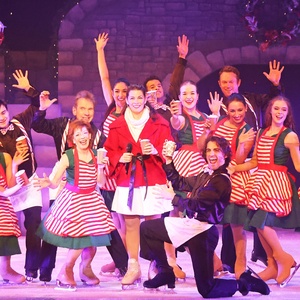 Review: HOLIDAY SPECTACULAR ON ICE at The Gateway Photo