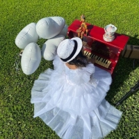 Sinatrinha Lança Clipe De 'All The Way'