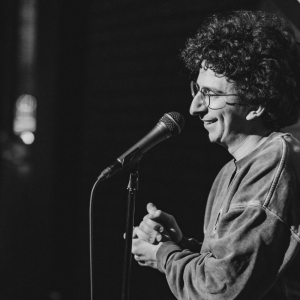 Interview: Eli Leonard Explores Jewish Stereotypes in GOOD SHOWBIZ at SoHo Playhouse Interview