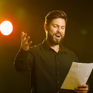 Expert Tips: How to Choose the Perfect Audition Song for Your Rep Book Photo