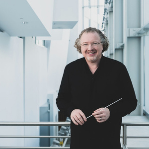 New World Symphony Extends Artistic Director Stéphane Denève's Contract Photo