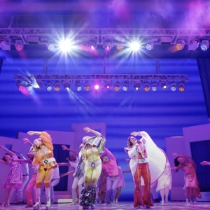 Video: Watch the Trailer for MAMMA MIA! at Straz Center Photo