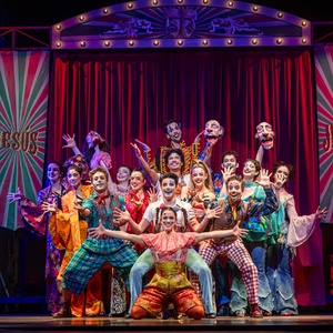 PHOTOS: GODSPELL, dirigido por Antonio Banderas, se presenta en el Teatro Pavón de M Interview