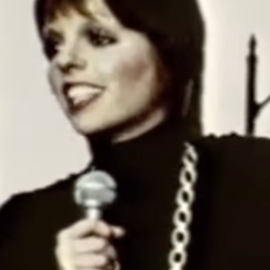 VIDEO: Liza Minnelli & Lorna Luft Sing 'Get Happy/Happy Days Are Here Again' in Rare  Video