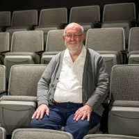 Raven Theatre Renames East Stage in Honor of Longtime Board Member Stephen Johnson Photo