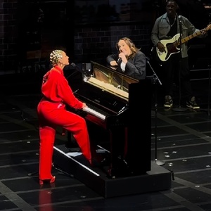 WATCH: Alicia Keys and Jessica Vosk Perform After HELLS KITCHEN Photo