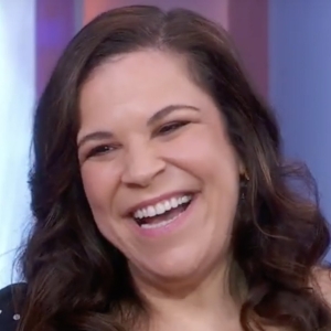 Video: Lindsay Mendez Discusses Friendship With MERRILY WE ROLL ALONG Co-Stars Video