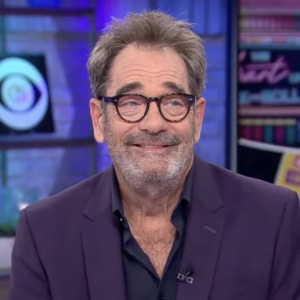 Video: Huey Lewis Talks Bringing His Music to Broadway With THE HEART OF ROCK AND…