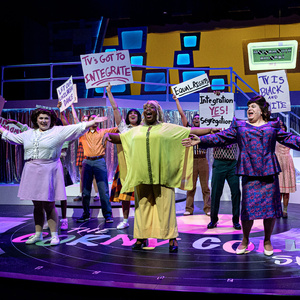 Review: Music Carries the Day in The Umbrella Stage Company's HAIRSPRAY Photo