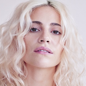 Pixie Lott to star as Marilyn Monroe in WHO KILLED MARILYN? at London's Emerald Theat Photo