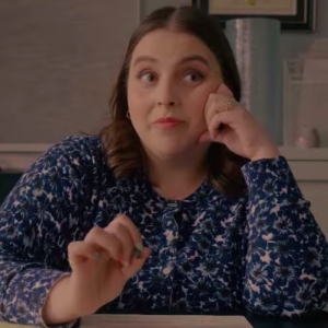 Video: Hulu Drops LIFE & BETH Season Two Trailer With Beanie Feldstein, Laura Benanti Video