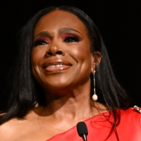 Sheryl Lee Ralph Honored at The Elizabeth Taylor Ball to End AIDS Photo