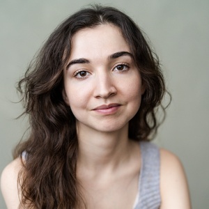 Guest Blog: Performer and Writer Isabel Renner on Imagination, Freedom & Overcoming Shyness in Her Play WYLD WOMAN