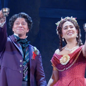 Video: Milwaukee Rep 50th Anniversary Production of A CHRISTMAS CAROL Photo