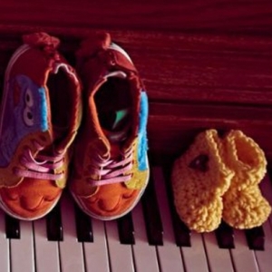 Lindsay Mendez Joyfully Announces Pregnancy, Baby Due This Fall