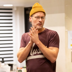 Interview: 'People Are In For a Real Treat!': Actor Declan Bennett on NATASHA, PIERRE Interview