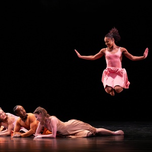 Review: PAUL TAYLOR DANCE COMPANY at David H. Koch Theater, Lincoln Center Photo
