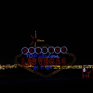 Feature: 25 Years Of Merry & Bright: GLITTERING LIGHTS Returns Photo