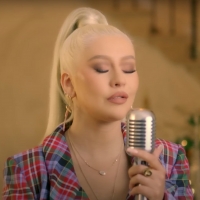 VIDEO: Christina Aguilera Performs 'The Christmas Song' on LATE NIGHT WITH SETH MEYER Video