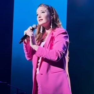 Video: Sierra Boggess Performs THE LITTLE MERMAID Anthem for Original Ariel Jodi Benson Photo