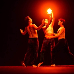 La Compañía Mezquite Danza Contemporánea Celebra 25 Años De Trayectoria Con El Pr Photo