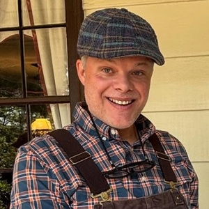 Beloved Broadway Dresser Alex Bartlett Dies 'Unexpectedly' at 51 as GoFundMe Surpasse Photo