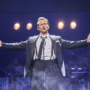 Review: SINATRA THE MUSICAL, Aldwych Theatre