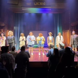 Video: GINGER TWINSIES Cast Takes First Bows Photo